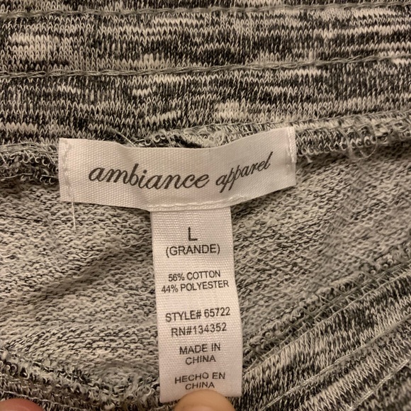 Joggers - Picture 2 of 2